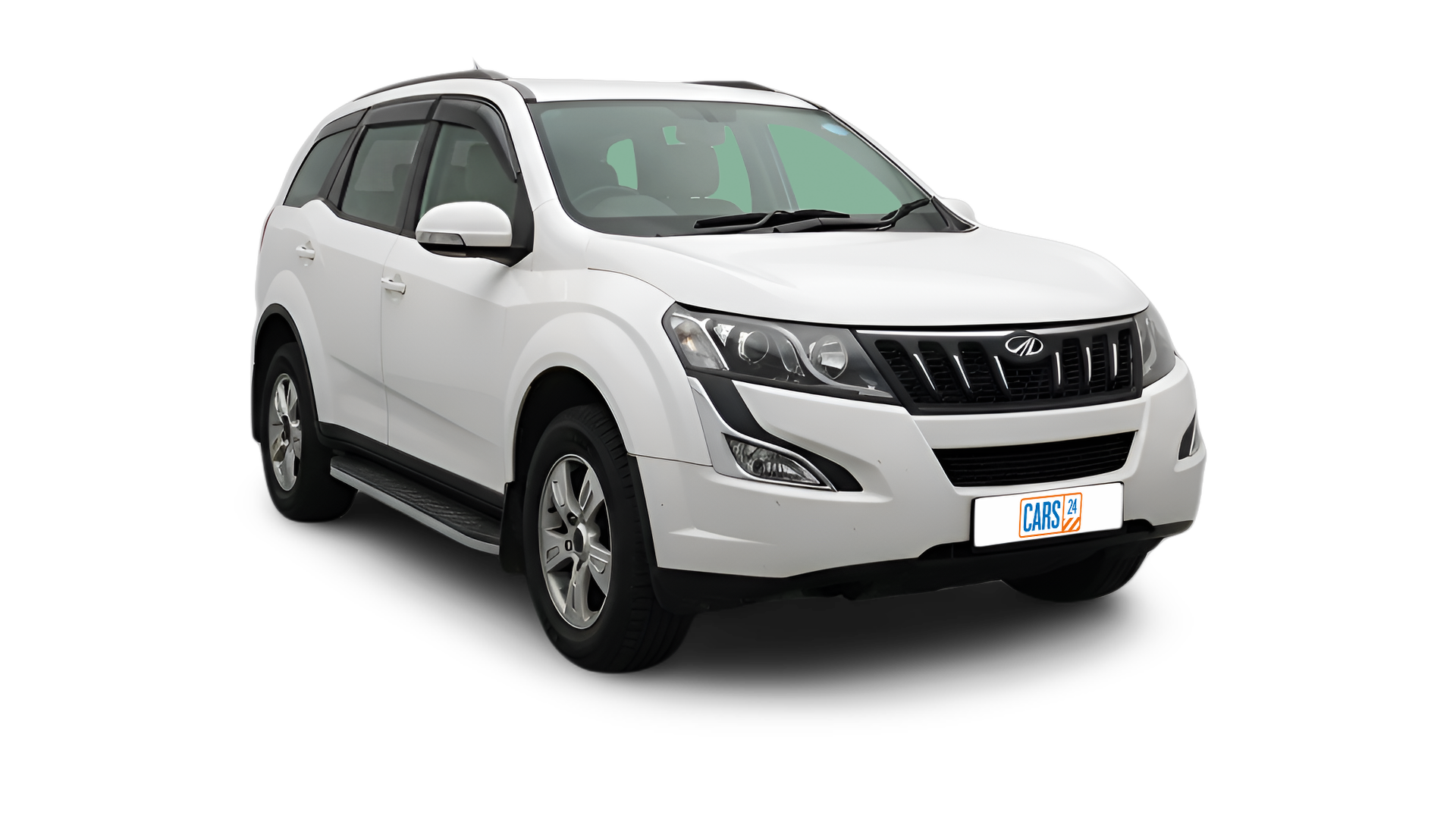 Mahindra XUV500-img